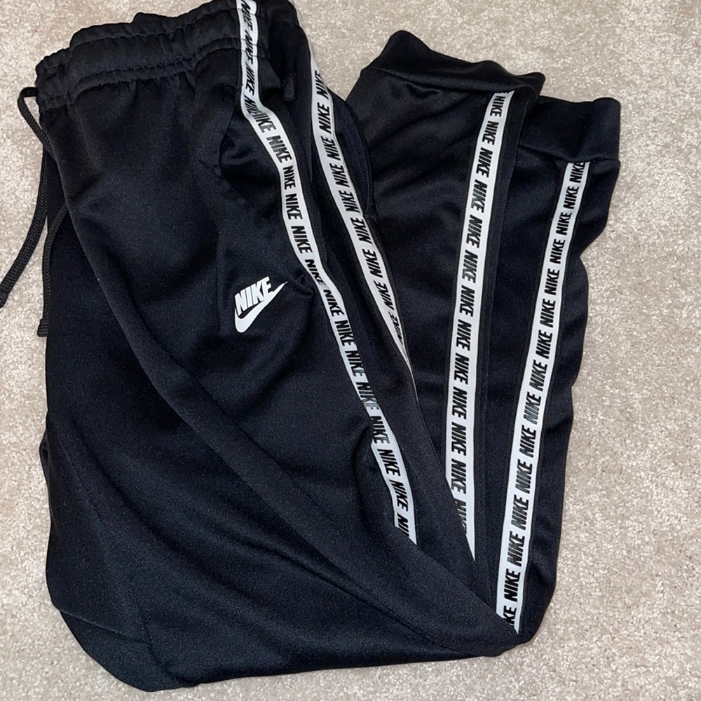 nike sweatpants